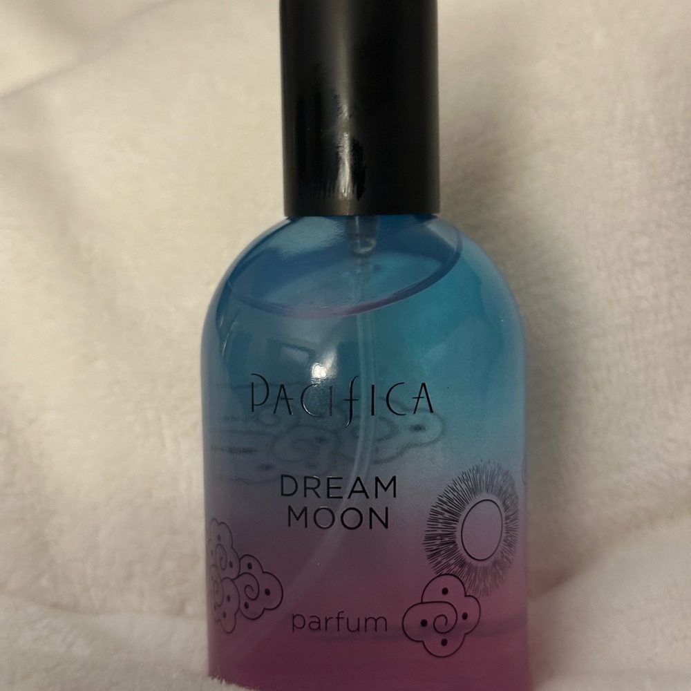 Dream Moon parfum Perfume Pacifica 100% Vegan - Crueltly Free 2oz